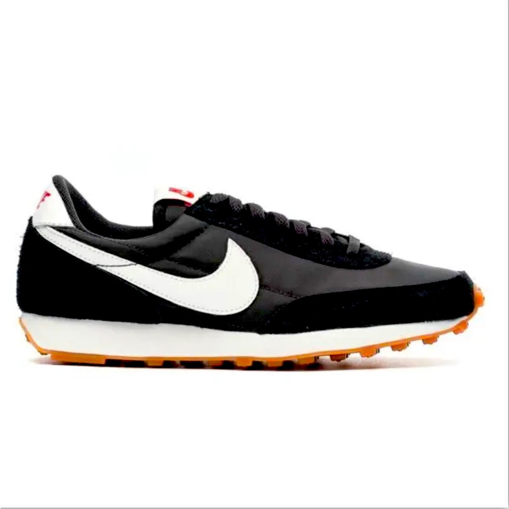 NEW NIKE Daybreak